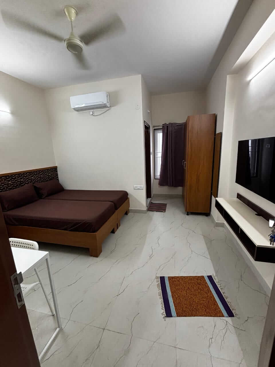 Single sharing private co-living room